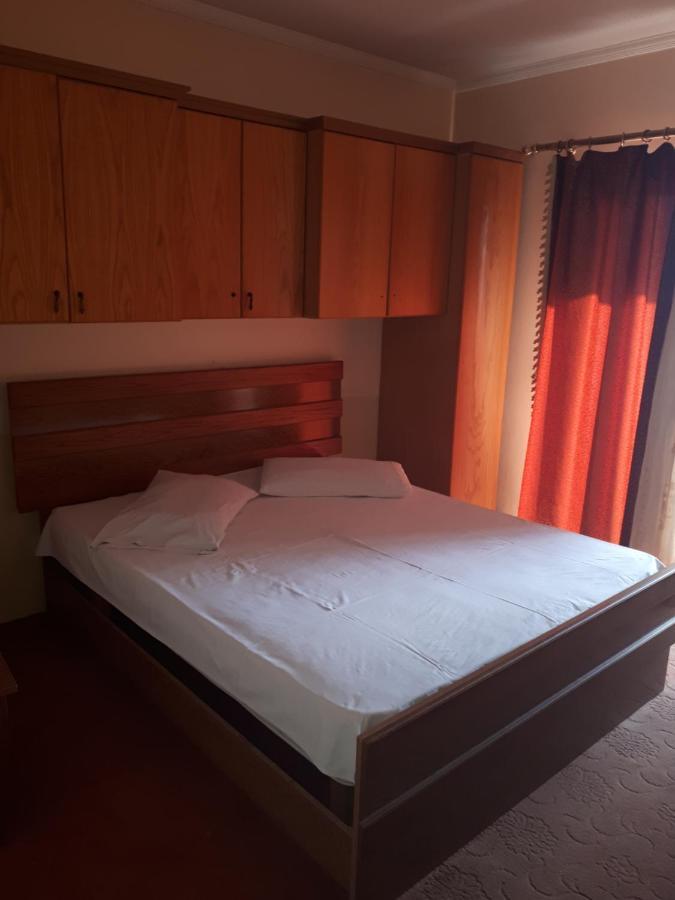 Hotel Meteor Shkodër 外观 照片
