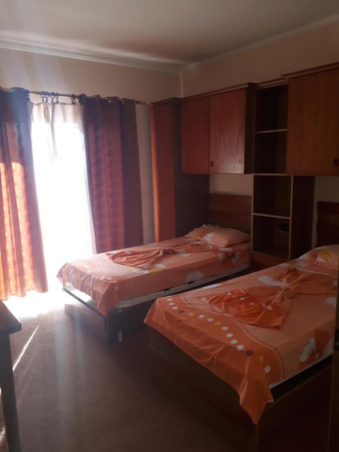 Hotel Meteor Shkodër 外观 照片